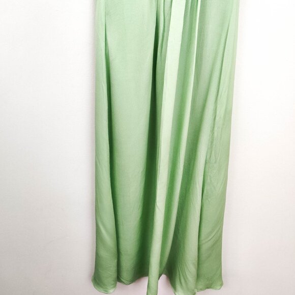 Aiifos Short Sleeve Keyhole Back Maxi Dress in Green Medium - Picture 9 of 12
